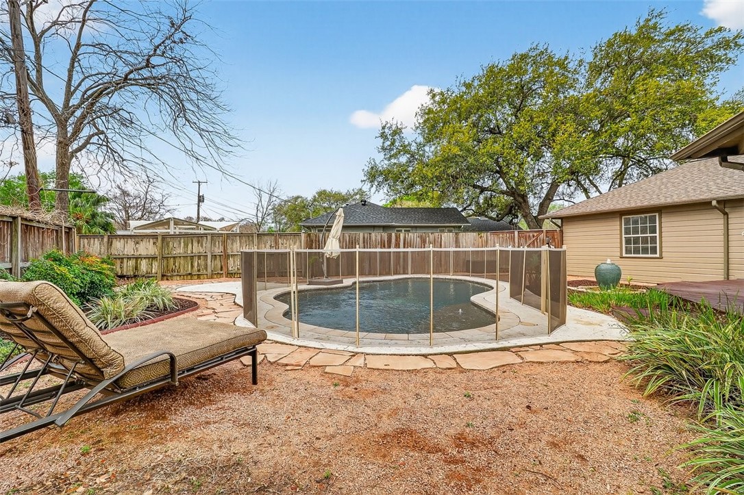 437 Delaine Drive Corpus Christi TX 78411