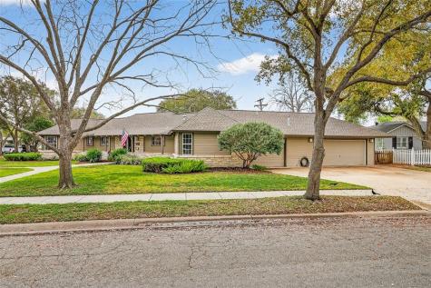 437 Delaine Drive Corpus Christi TX 78411