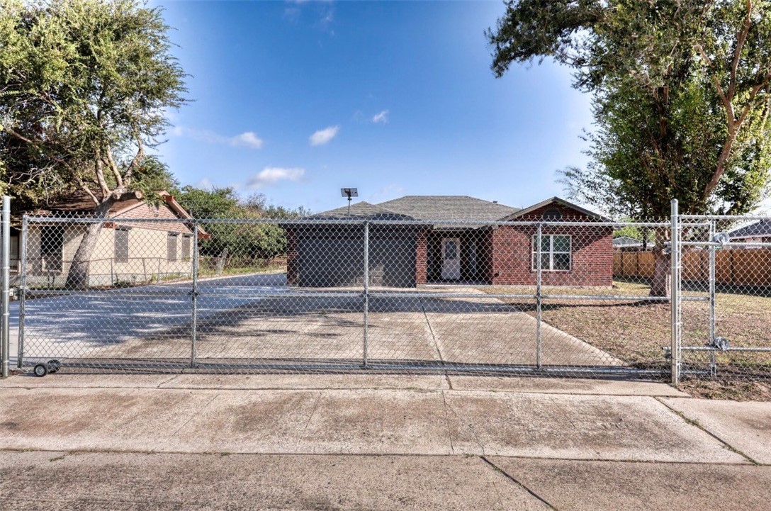 950 Mendoza Street Corpus Christi TX 78416