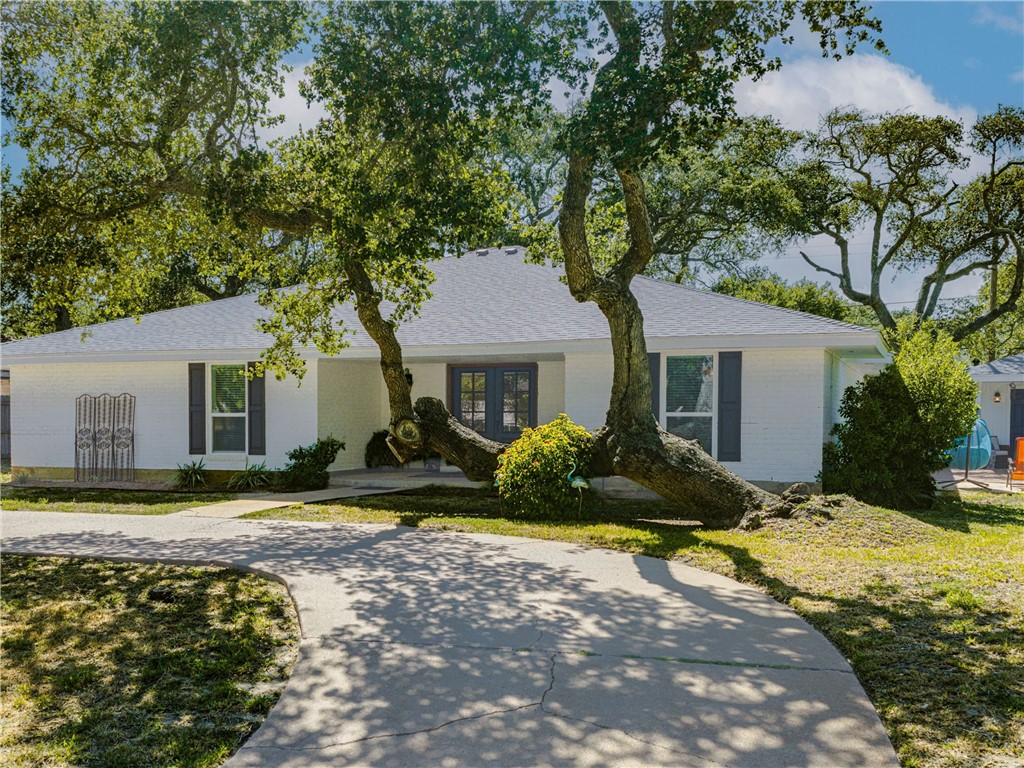 2011 Cochran Lane Rockport TX 78382