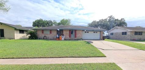229 S Pasadena Drive Kingsville TX 78363