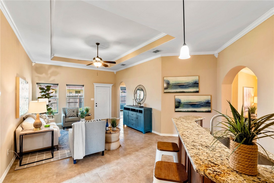 6114 Queen Bess Drive Corpus Christi TX 78414