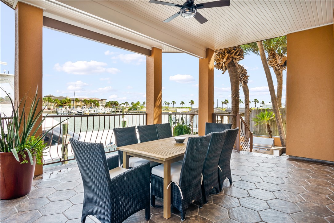 290 Marina Drive Port Aransas TX 78373