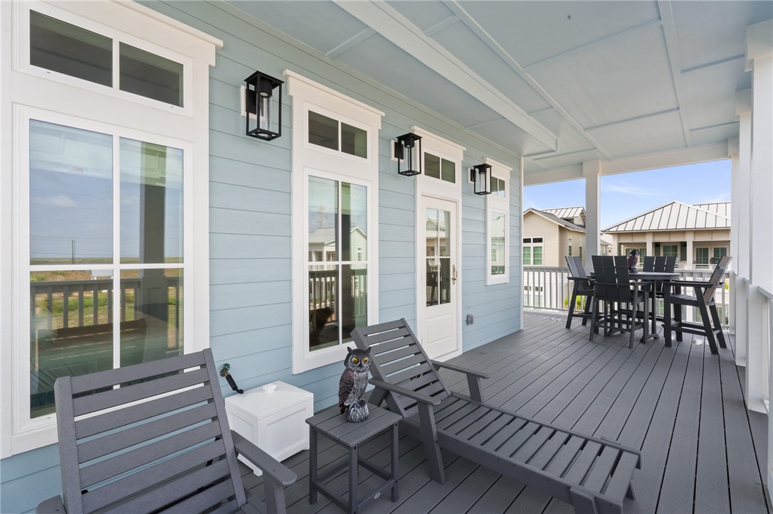 649 Sunset Avenue Port Aransas TX 78373