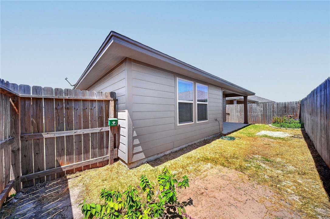 2326 Delightful Corpus Christi TX 78418