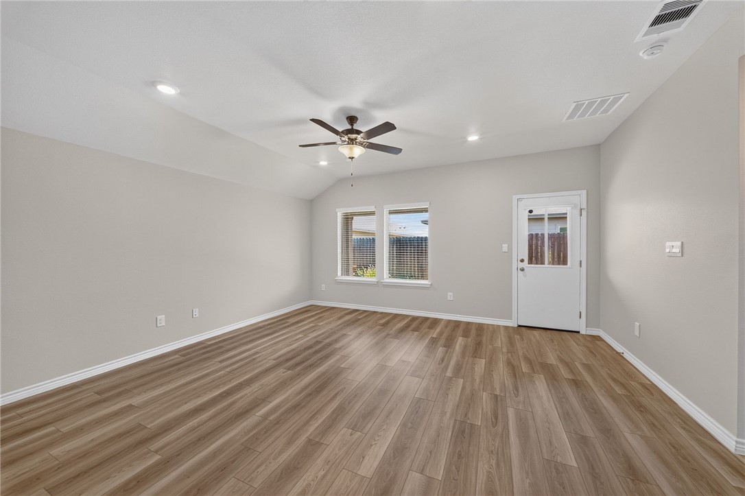 2326 Delightful Corpus Christi TX 78418
