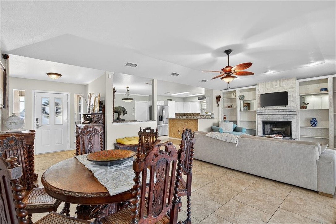 13822 Brigantine Drive Corpus Christi TX 78418