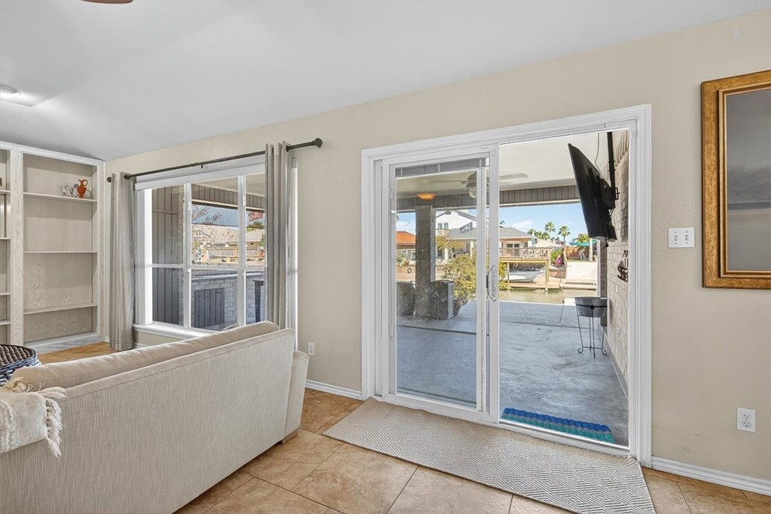 13822 Brigantine Drive Corpus Christi TX 78418