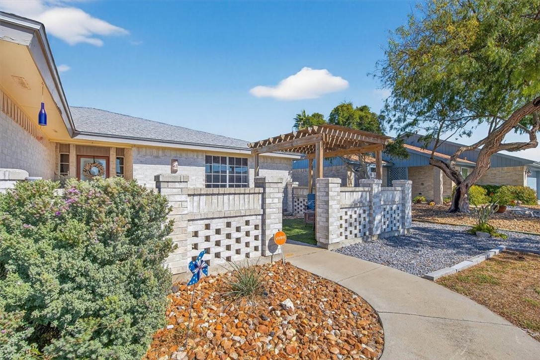 13822 Brigantine Drive Corpus Christi TX 78418