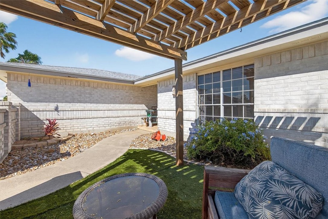 13822 Brigantine Drive Corpus Christi TX 78418