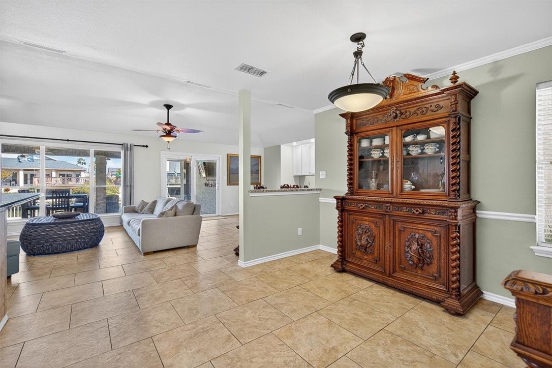 13822 Brigantine Drive Corpus Christi TX 78418