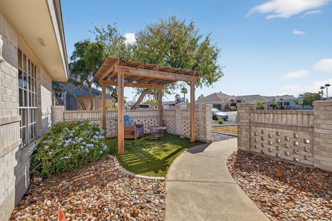 13822 Brigantine Drive Corpus Christi TX 78418