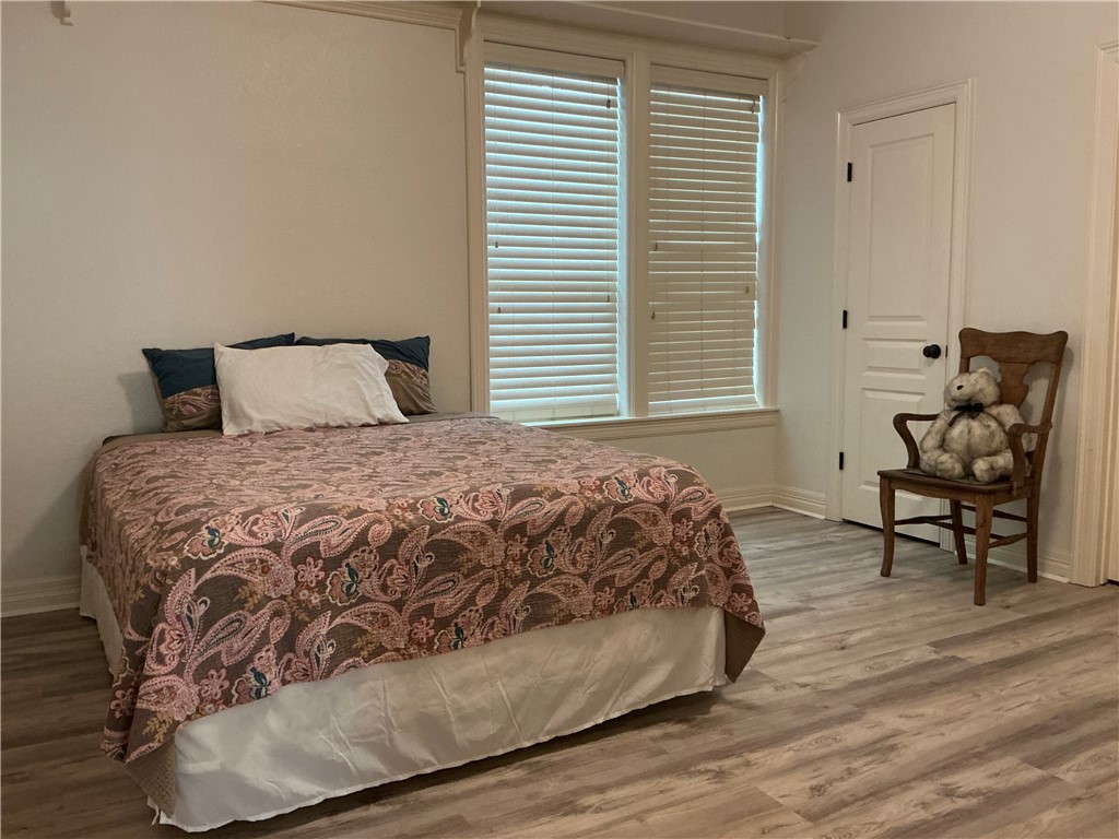 4302 Spring Creek Corpus Christi TX 78410
