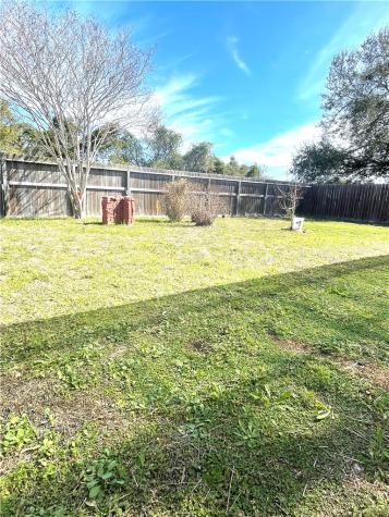 744 Alhambra Drive Corpus Christi TX 78418