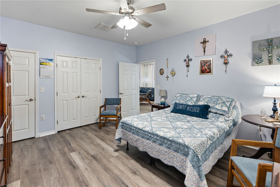 2041 Yale Street Corpus Christi TX 78416