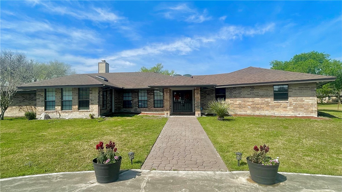 5489 Covey Place Robstown TX 78380