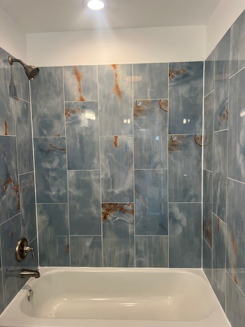 408 W Royal Oak Lane Rockport TX 78382