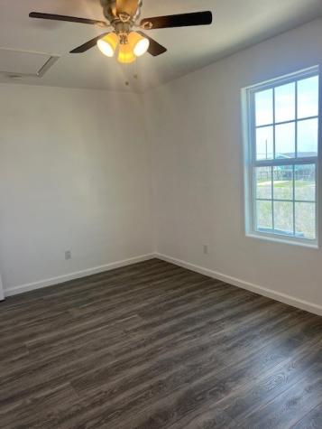 408 W Royal Oak Lane Rockport TX 78382