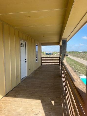 408 W Royal Oak Lane Rockport TX 78382