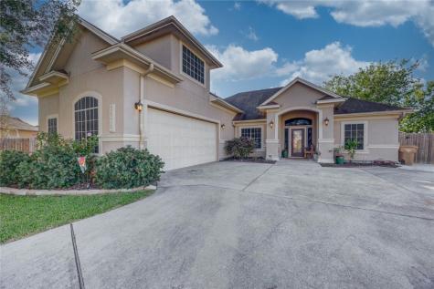 3602 Lake Champagne Robstown TX 78380