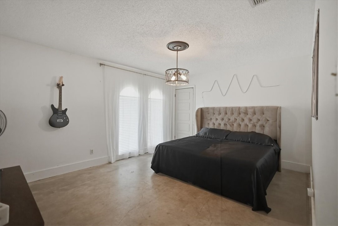 4213 Biltmore Drive Corpus Christi TX 78413