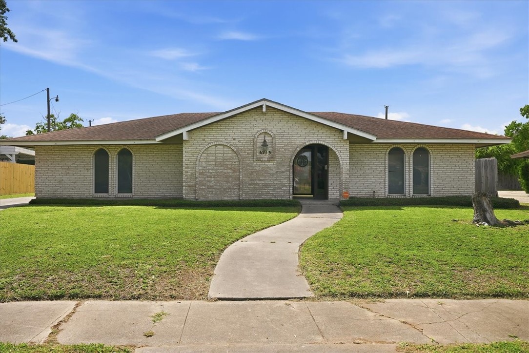 4213 Biltmore Drive Corpus Christi TX 78413
