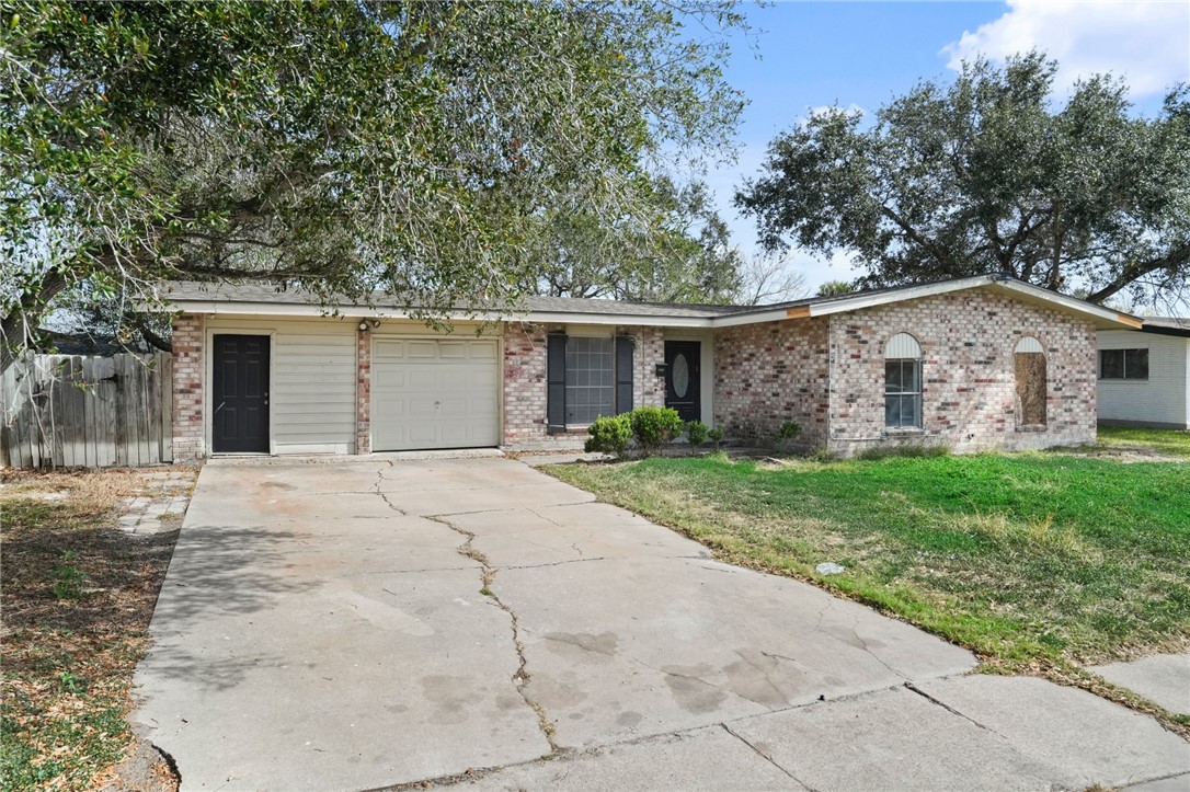 5326 Hitching Post Corpus Christi TX 78415