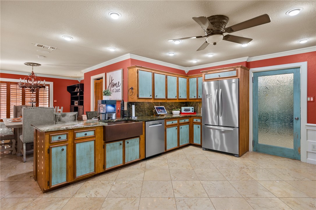 5914 Parkland Drive Corpus Christi TX 78413