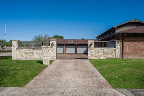 5914 Parkland Drive Corpus Christi TX 78413