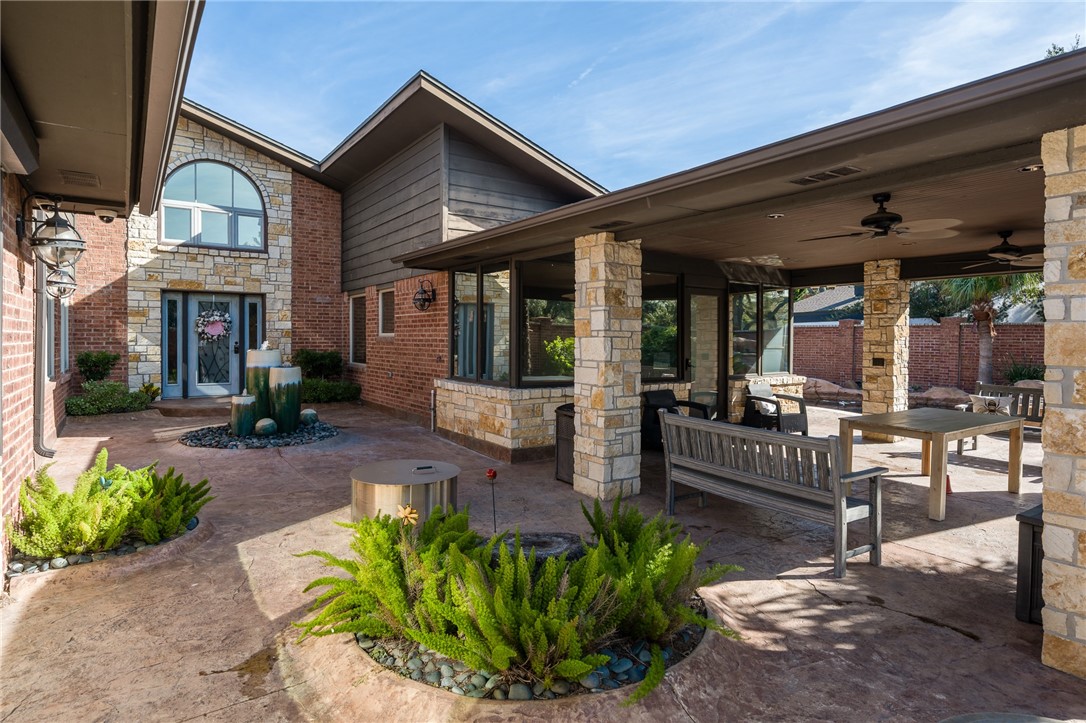 5914 Parkland Drive Corpus Christi TX 78413