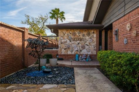 5914 Parkland Drive Corpus Christi TX 78413