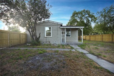 337 W Vanderbilt Drive Corpus Christi TX 78415