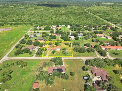 106 Adkins Refugio TX 78377