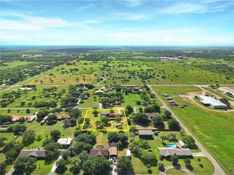 106 Adkins Refugio TX 78377
