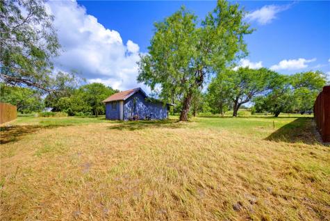 106 Adkins Refugio TX 78377