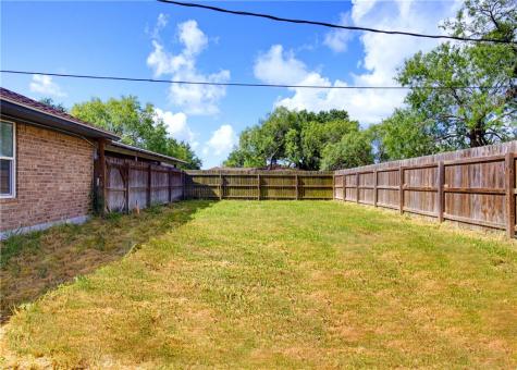 106 Adkins Refugio TX 78377