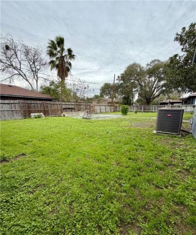 1315 Brentwood Drive Corpus Christi TX 78415