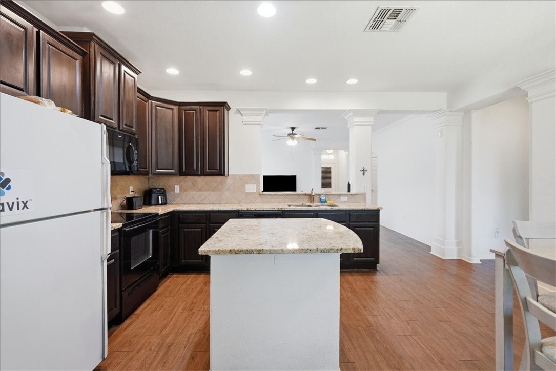 2513 Las Brisas Street Corpus Christi TX 78414