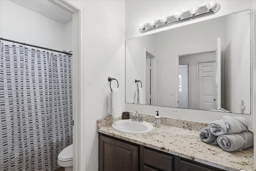 2513 Las Brisas Street Corpus Christi TX 78414