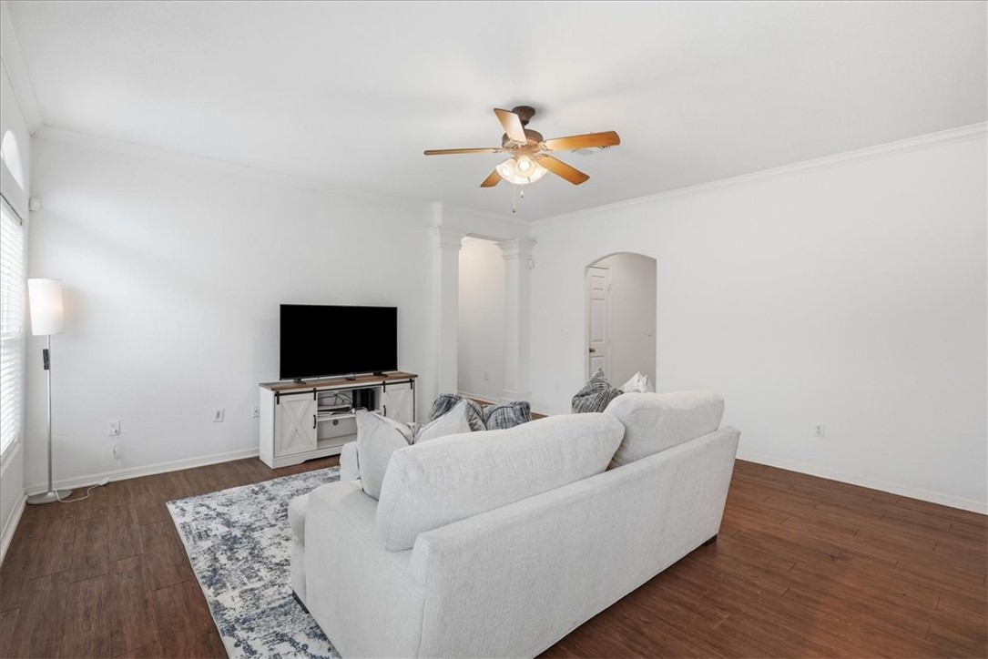 2513 Las Brisas Street Corpus Christi TX 78414