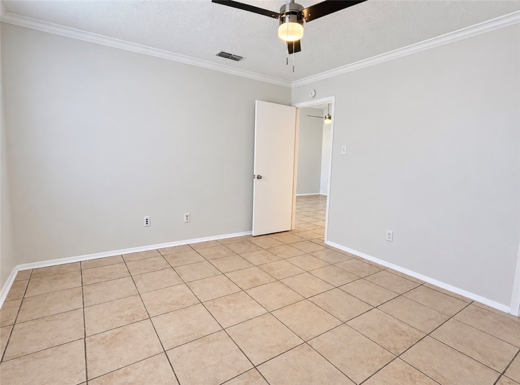 7252 The Mansions Dr C2 Corpus Christi TX 78414
