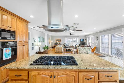 100 Bayshore Drive Ingleside On The Bay TX 78362