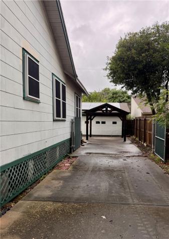 326 Naples Street Corpus Christi TX 78404