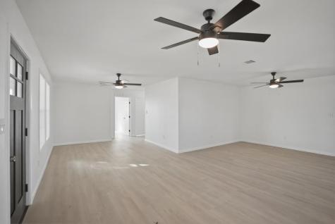 262 Cr 3522 Creek Orange Grove TX 78372