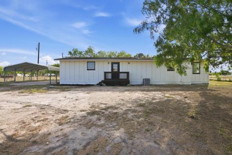 262 Cr 3522 Creek Orange Grove TX 78372