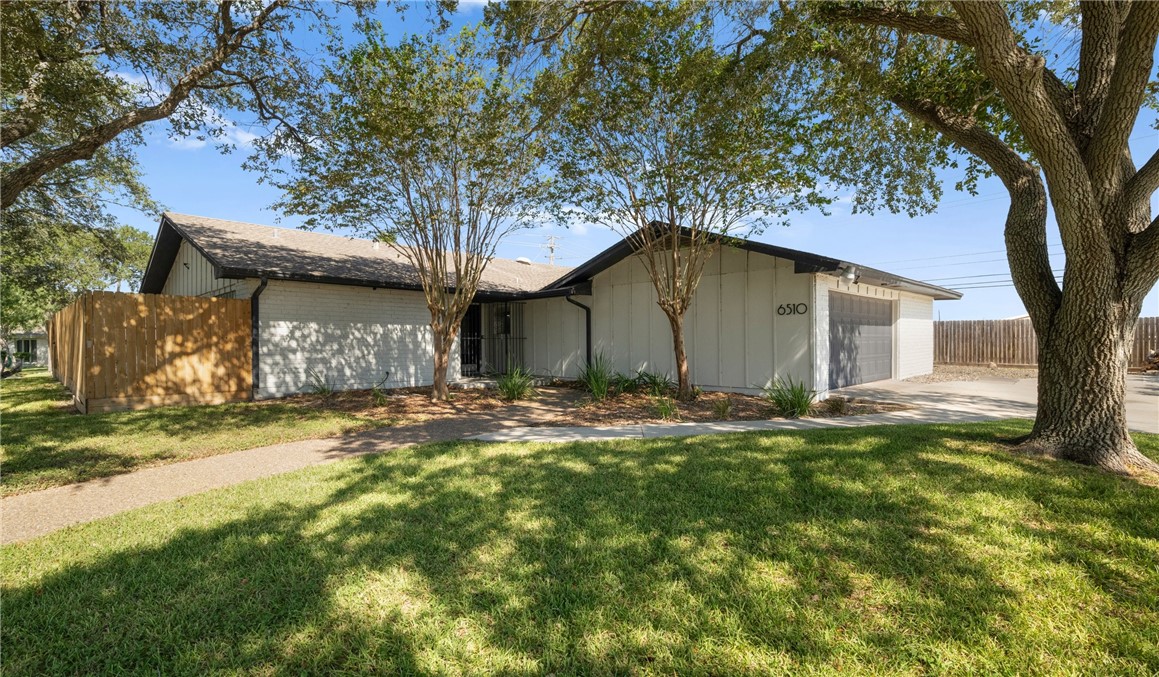 6510 Sahara Drive Corpus Christi TX 78412