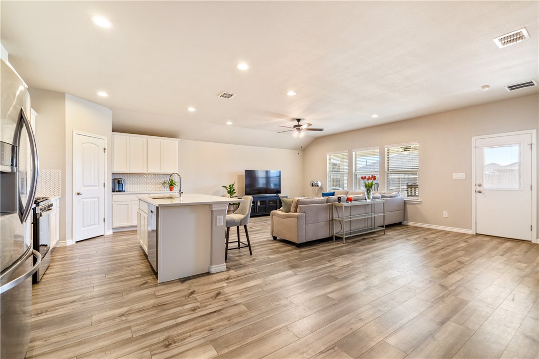 7609 Bayley Lane Corpus Christi TX 78414