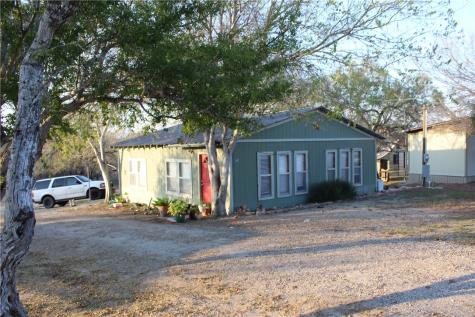 123 Choke Canyon Estates Three Rivers TX 78071