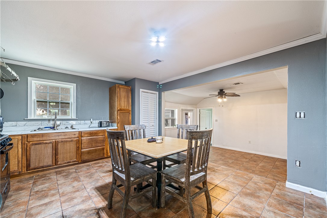 2522 Widgeon Drive Corpus Christi TX 78410