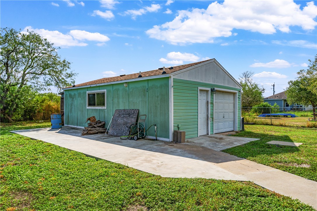 2522 Widgeon Drive Corpus Christi TX 78410